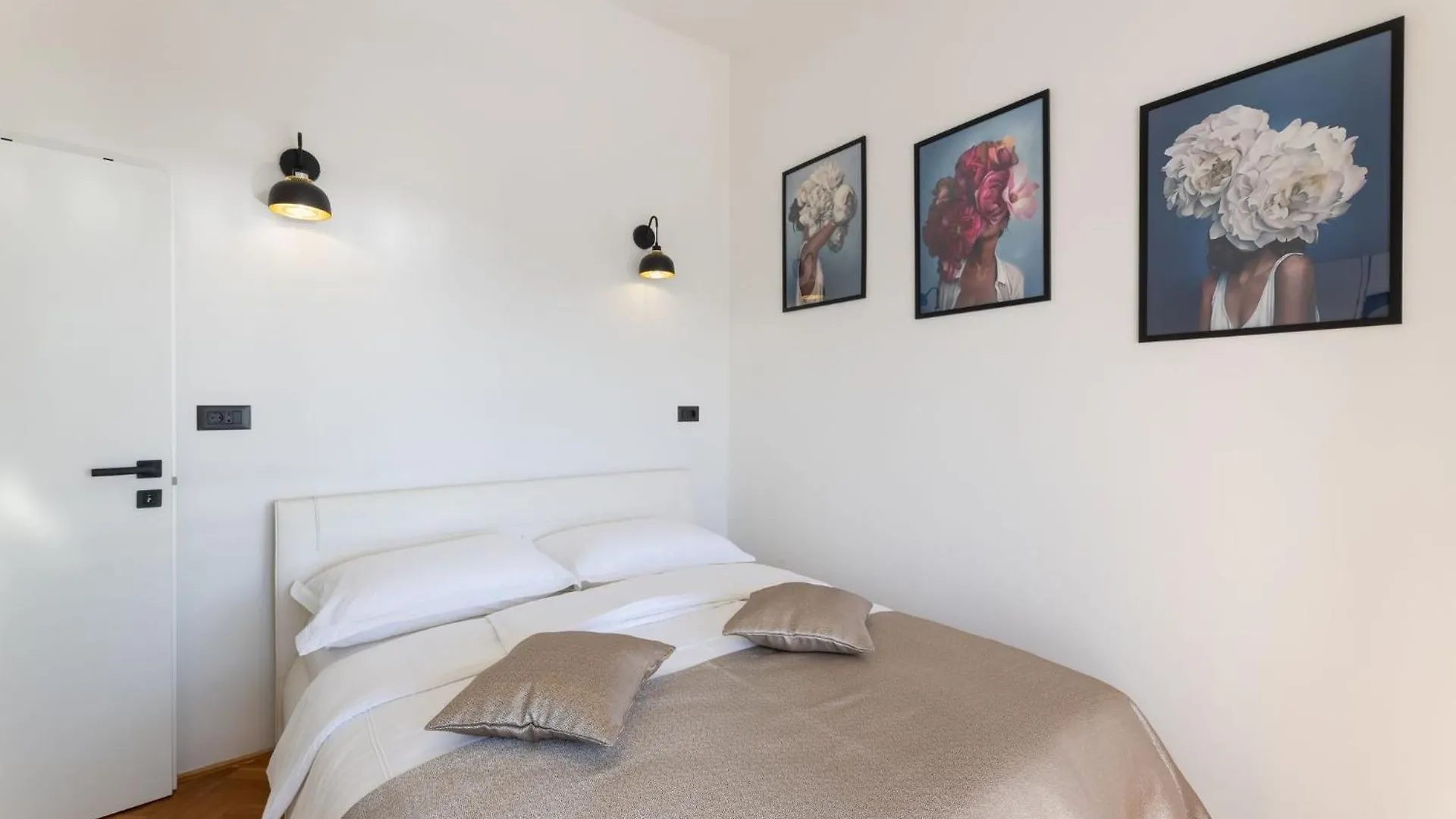 Apartment With A Sea View Kastela