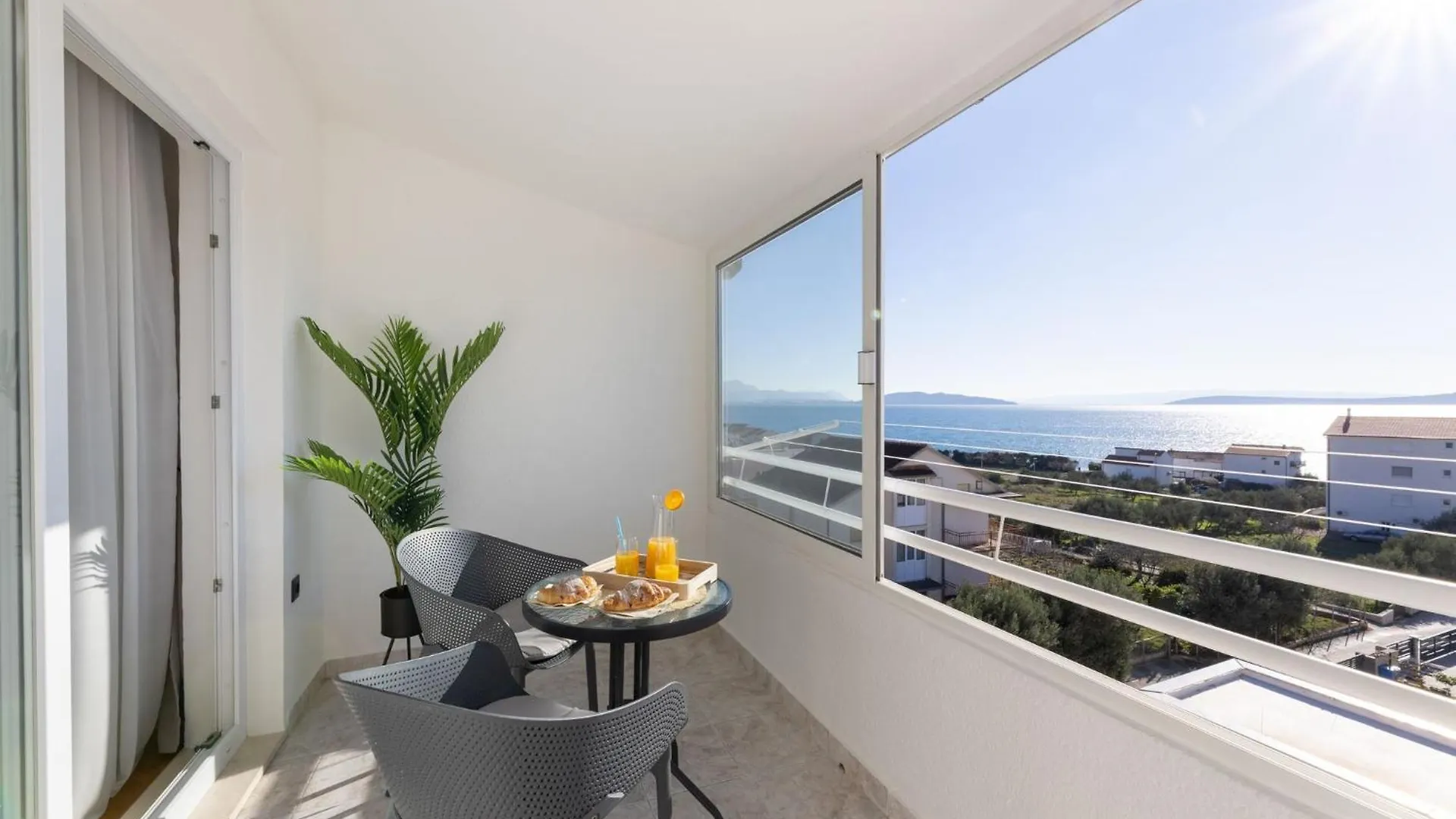 Apartment With A Sea View Kastela