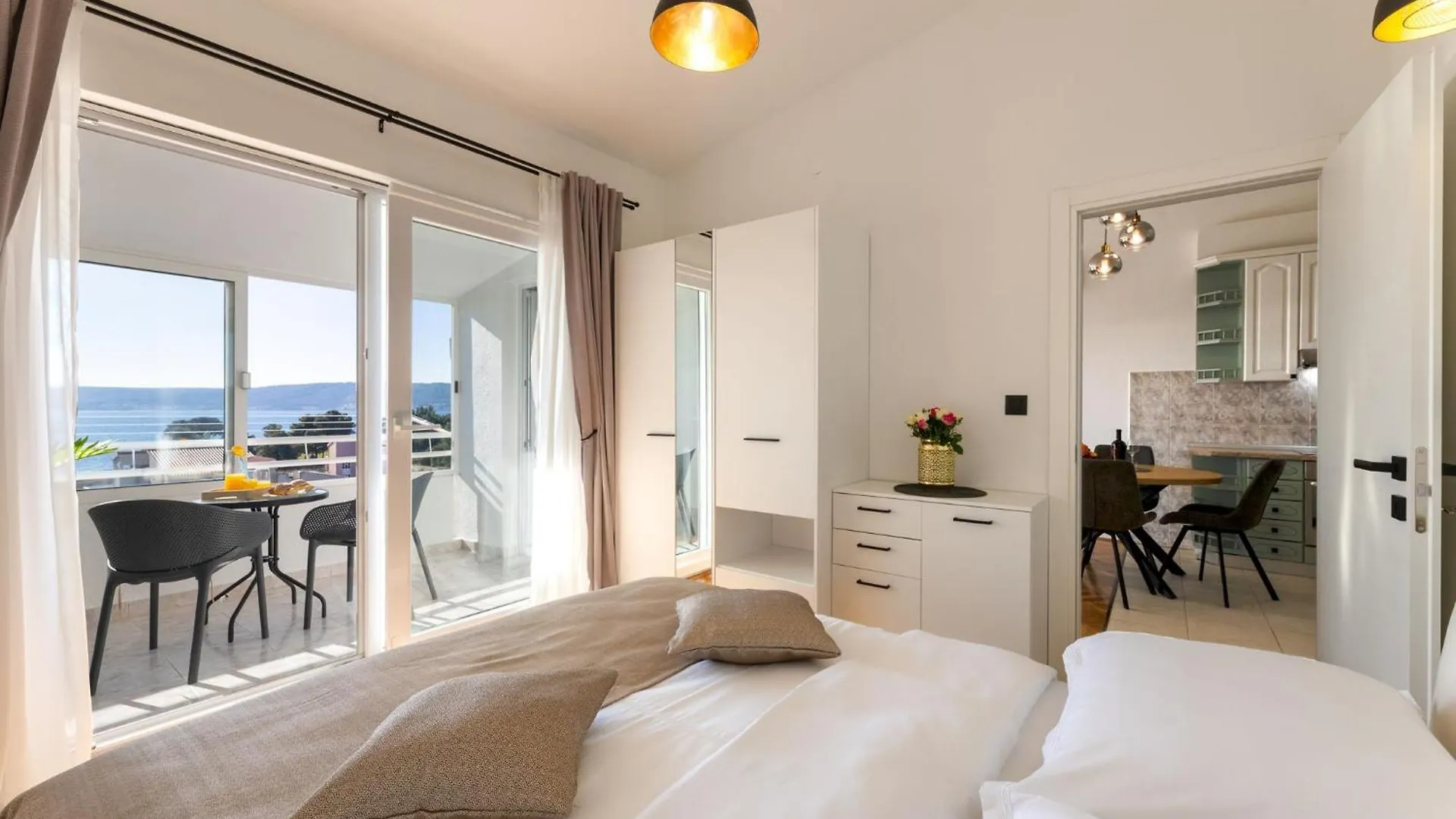 Apartment With A Sea View Kastela